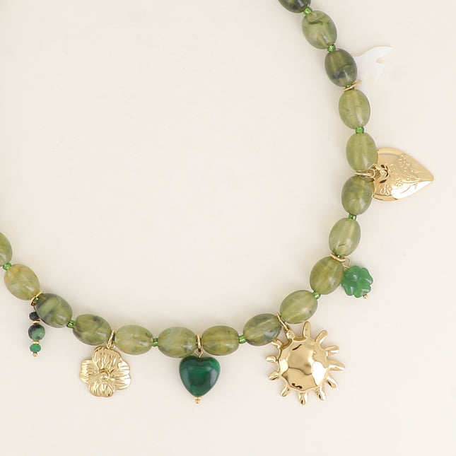 Collier sur câble - perles en résine, fleur, coeurs, trèfle, soleil