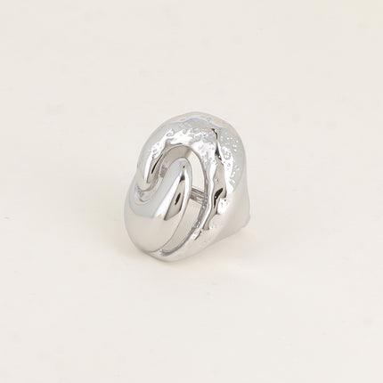 Ring - yin yang style pattern