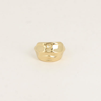 Ring - textured dome shape