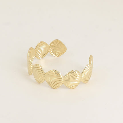 Cuff - shell motifs