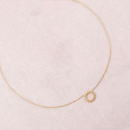 Collier - soleil aux traits fins