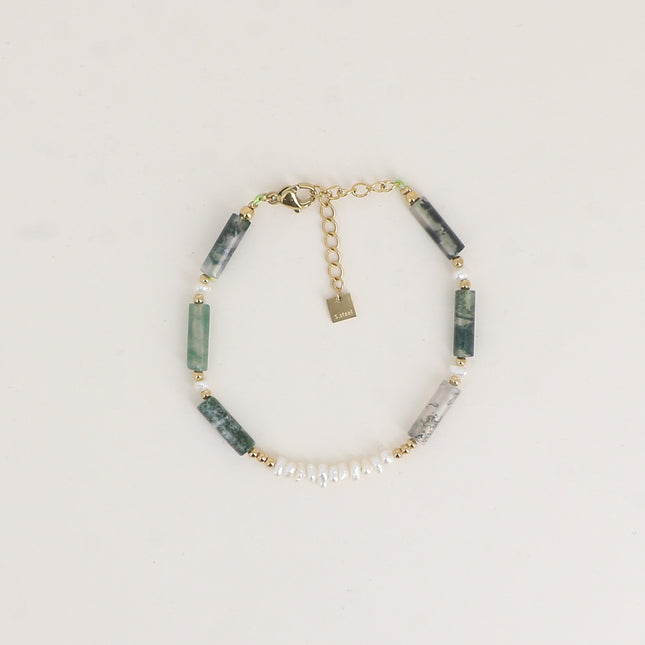 Bracelet Philomène - sur câble, petites perles d'eau douce et cylindres en pierre naturelle