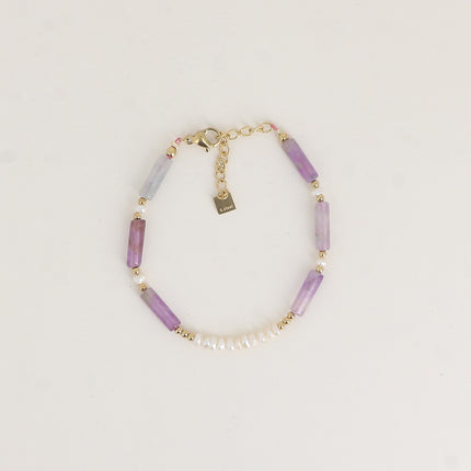 Bracelet Philomène - sur câble, petites perles d'eau douce et cylindres en pierre naturelle
