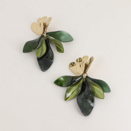 Boucles pendantes - 2 pièces sous forme de feuillage en résine