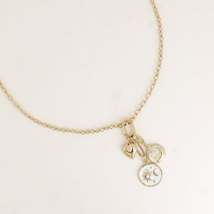 Collier - anneau mousqueton et 3 pendentifs (coeur, soleil et lune sur émail, croissant de lune et oxydes de zirconium)