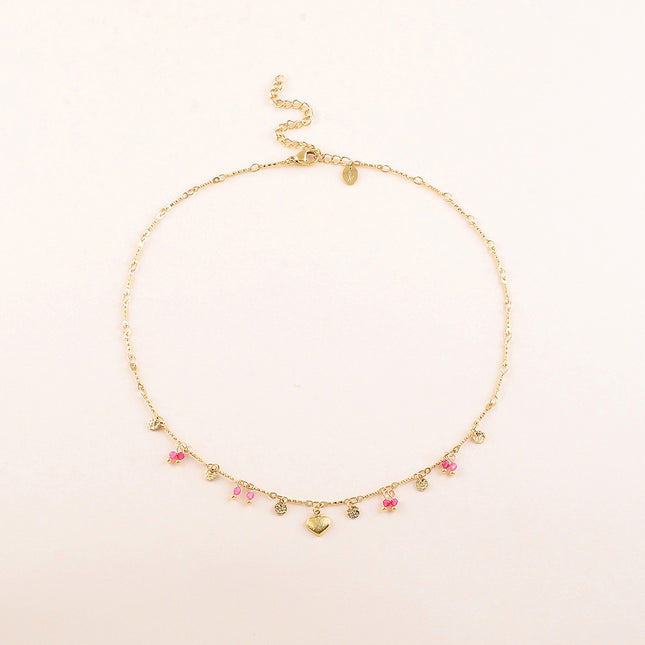 Collier - pastilles rondes martelées, pâtes de verre et pendentif coeur effet brossé