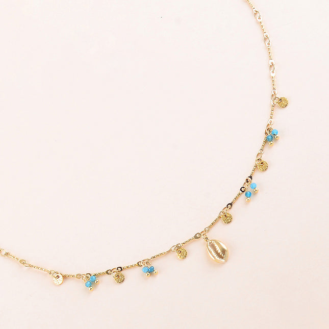 Collier - pastilles rondes martelées, pierres naturelles et pendentif cauri