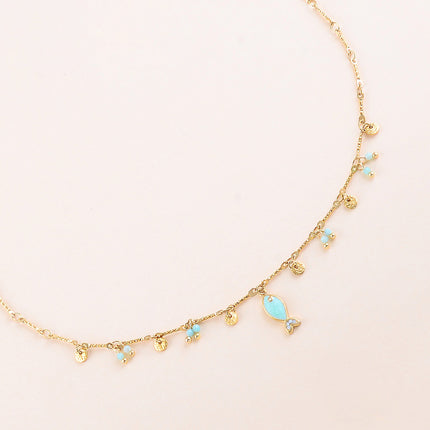 Collier - pendentif petit poisson en émail et petites pierres naturelles