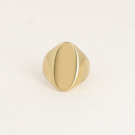 Bague - type chevalière avec une facette ovale