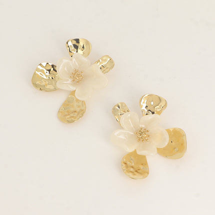 Boucles puces - fleur texturée et fleur en résine
