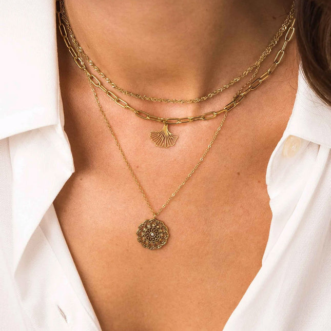 Collier Timothée avec rosace ajourée et zirconium