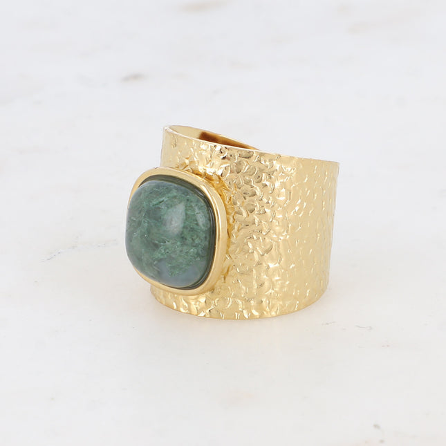Wide ring - scaled effect, square cabochon and enamel