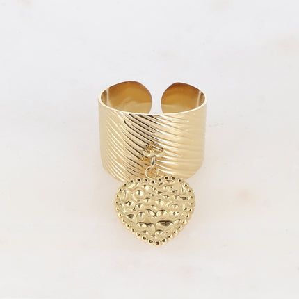 Bague Kena - pampille coeur martelée