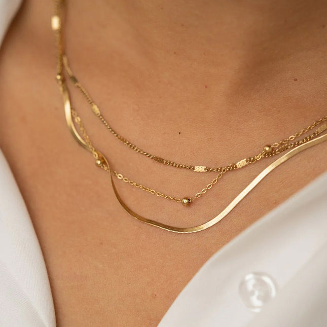 Collier Foxy - maille gourmette fine, d'une maille miroir et d'une maille forçat avec de petites boules