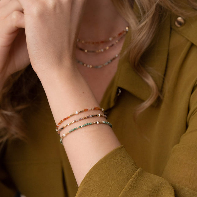 Bracelet with natural stones