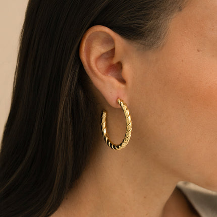 Twisted hoop earrings 4 cm
