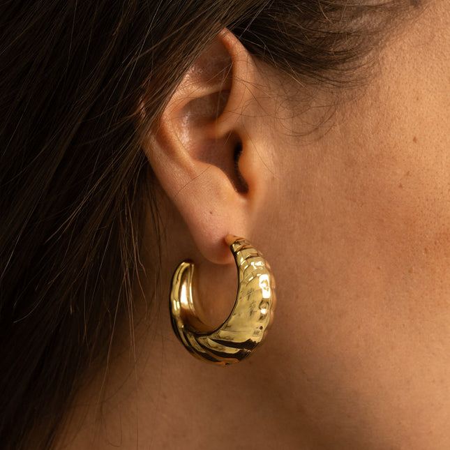 Creole earrings - crescent moon, seashell effect