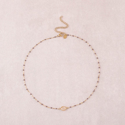 Collier Noelynn - chaîne émaillée, maille café de grain, pierre naturelle ovale