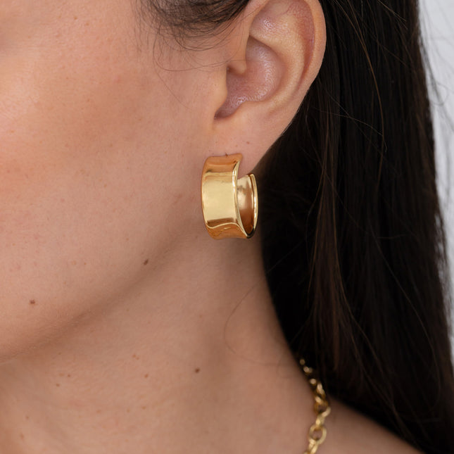 Hoop earrings - wide and curved, 25mm