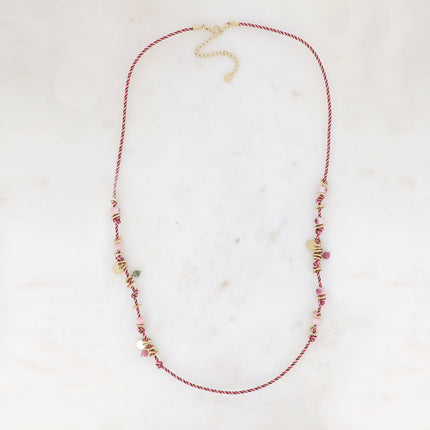 Collier - sur cordon avec anneaux en acier inoxydable, perles en céramique émaillée et perles d'eau douce