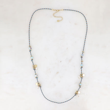 Collier - sur cordon avec anneaux en acier inoxydable, perles en céramique émaillée et perles d'eau douce