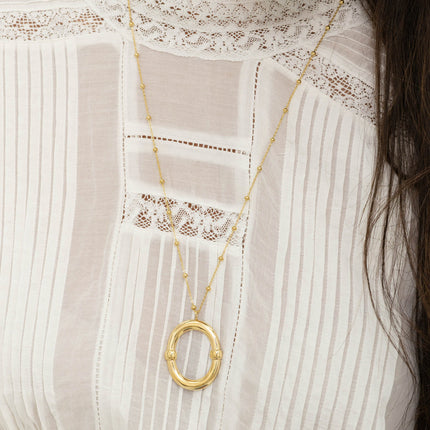 Collier - grand pendentif ovale brillant