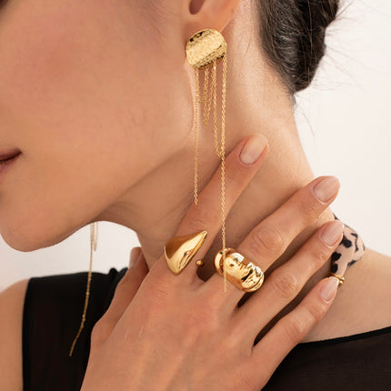 Boucles pendantes Helia - pièce ronde et chaînes pendantes