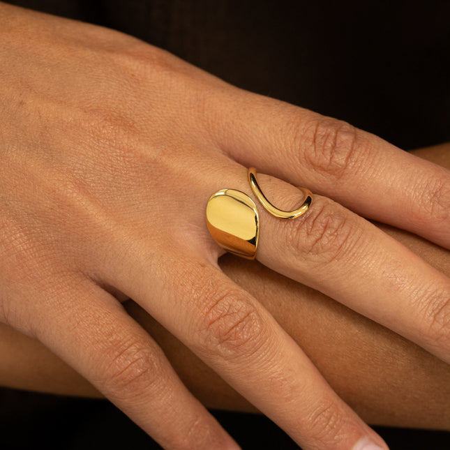 Bague ouverte - formes arrondies, ajourée et pleine