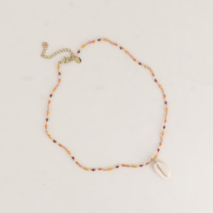 Collier - sur fil, ras de cou avec pierres naturelles, rocailles et cauri naturel