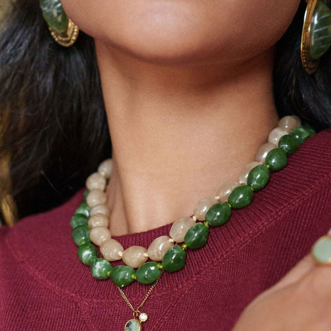 Sixtine necklace on a cord - large colored resin beads