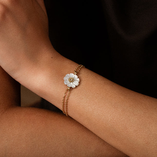 Bracelet Elyne - fleur en pierre naturelle et oxyde de zirconium