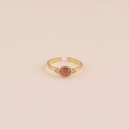 Naelia Ring - oval natural stone and 3 beads