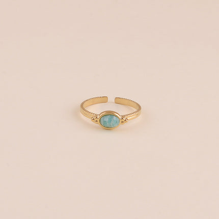 Naelia Ring - oval natural stone and 3 beads