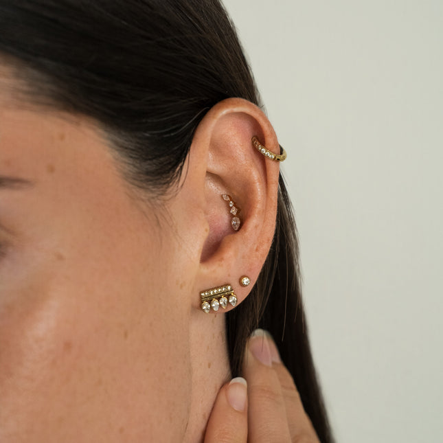 Titanium piercing - 4 crystal chain