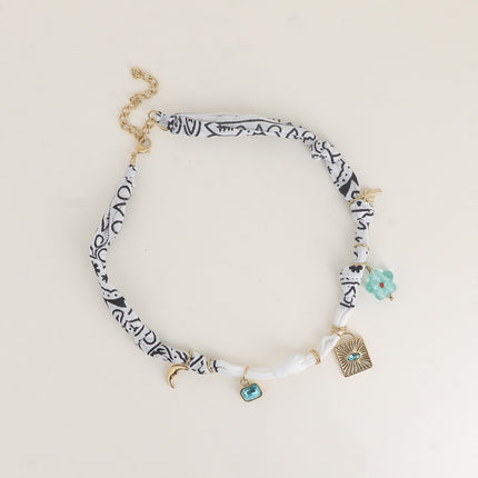 Collier - ruban, tissu, breloques cristaux, résine, fleur, lune, palmier
