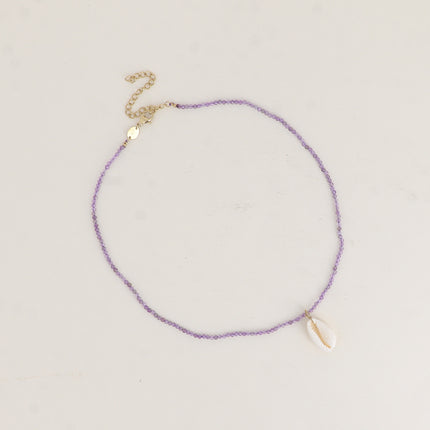 Collier - sur cordon, ras de cou avec pierres naturelles rondes et cauri naturel