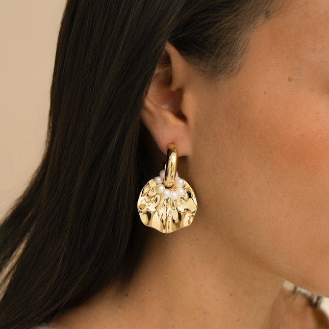 Papaya Creole Earrings - freshwater pearl ring and structured shell piece