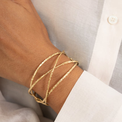 Cuff - 3 wavy, intertwined and hammered rings