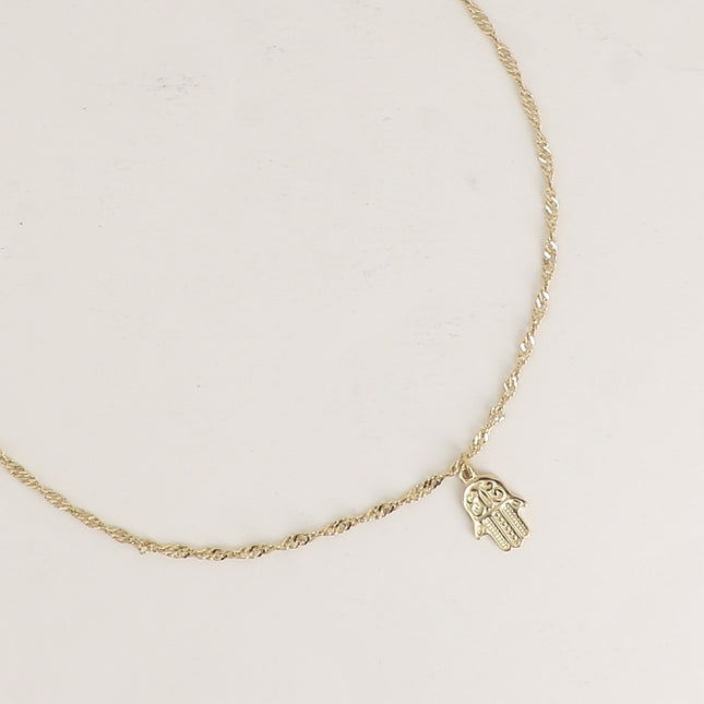 Collier - maille torsadée et main de Fatma