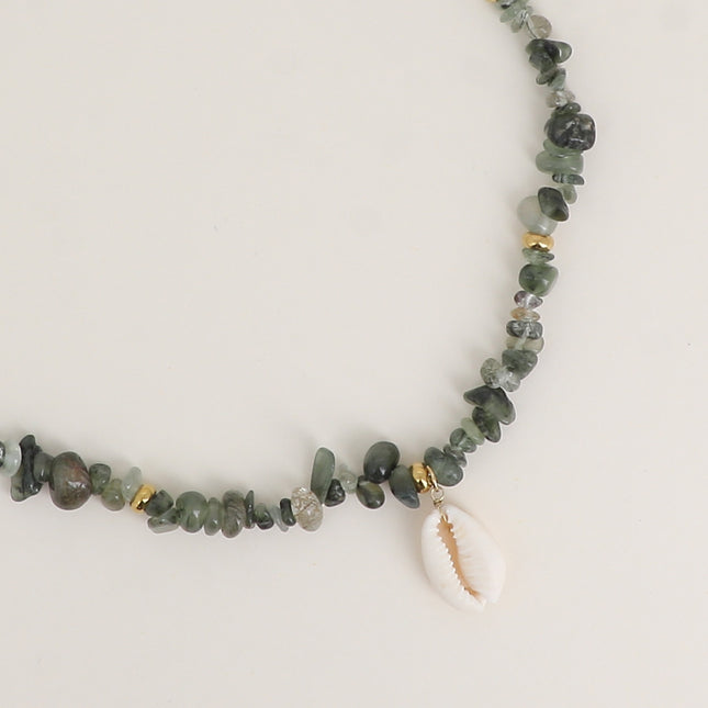 Collier sur fil - pierres naturelles et perles en acier inoxydable, cauri naturel
