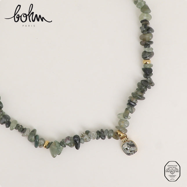 Collier sur fil - pierres naturelles et orné de cristaux de Swarovski® 10mm