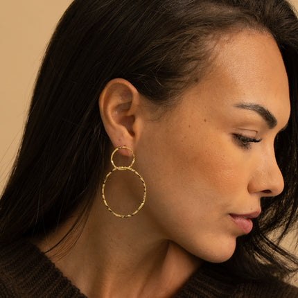 Dangling earrings - 2 thin, textured round rings