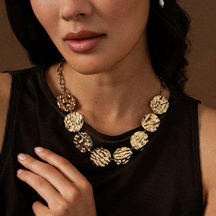 Tessia Necklace M - 8 textured round beads