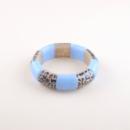 Bracelet élastie - perles en résine et en résine motif léopard
