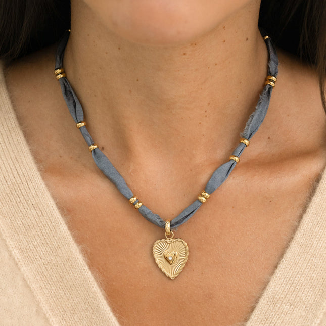 Collier - ruban, pendentif coeur avec oxyde de zirconium