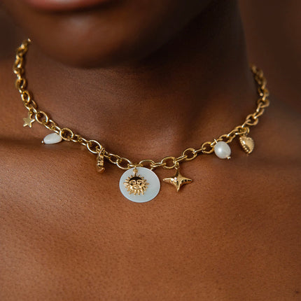 Collier Nacrea - breloques (nacre, étoile, coeur, lune, soleil, perles d'eau douce)