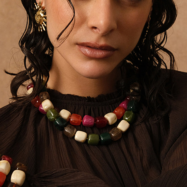 Arsenia necklace - cubic resin beads