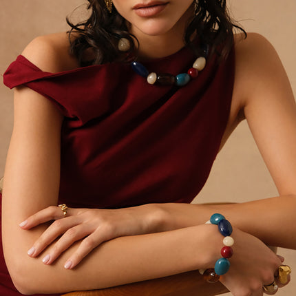Bracelet élastique Nolwena - perles de résine rondes et ovales