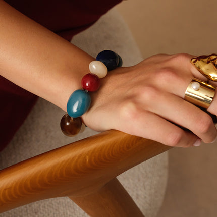 Bracelet élastique Nolwena - perles de résine rondes et ovales