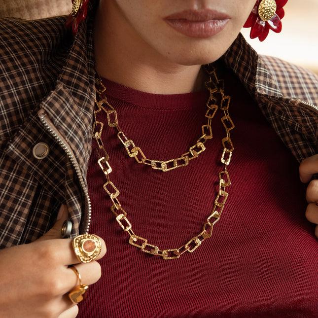 Maïlys Necklace - textured rectangular link chain 60+7cm